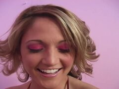 Spring Thomas es una linda chica que quiera sentir un BBC - resorte de Thomas, Maxx Black