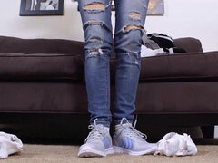 Fetiche de Pies y Destructor de Calcetines Phoebe. Mira Foot Fetish & Phoebe Sock Destroyer ahora! - Fetiche de Pies, Fantasía de Pies, Amateur, Nena, Morena, Fetiche, Adolescente, Juguete, Phoebe Porno ghost destruye en calcetín