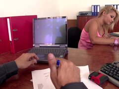 Yo y mis 2 Ángeles 3 - escena 1