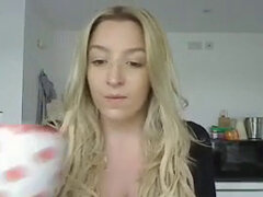 Rojo Caliente Grandes Tetas Caídas Pro. Soñador amateur minx con grandes tetas caidas en un show de cámara web en vivo