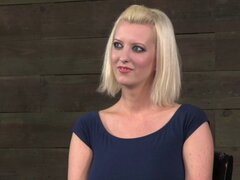 Cherry desgarradas follando su cara extremadamente brutal - Cherry desgarradas de asfixia